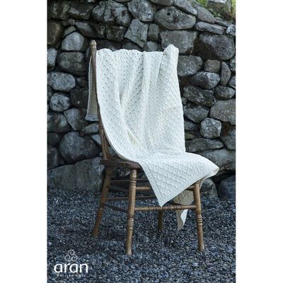 100% Wool Blanket With Honeycomb Knitted Design  white Colour